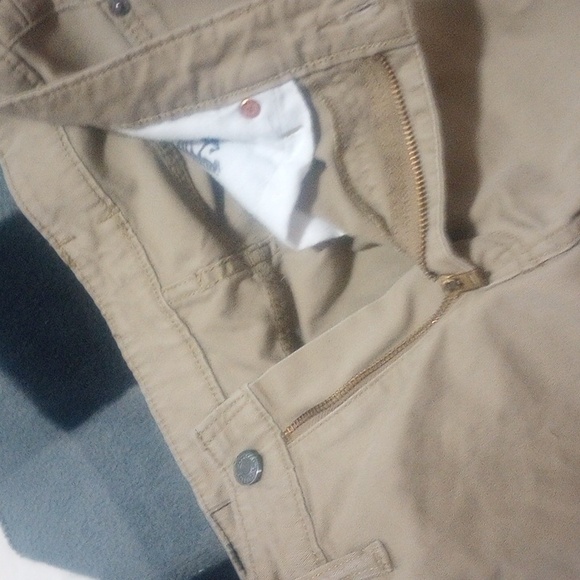 Levi's 511 straight legs tan men sz 32/32_tears on the inside of both legs. - Picture 10 of 13